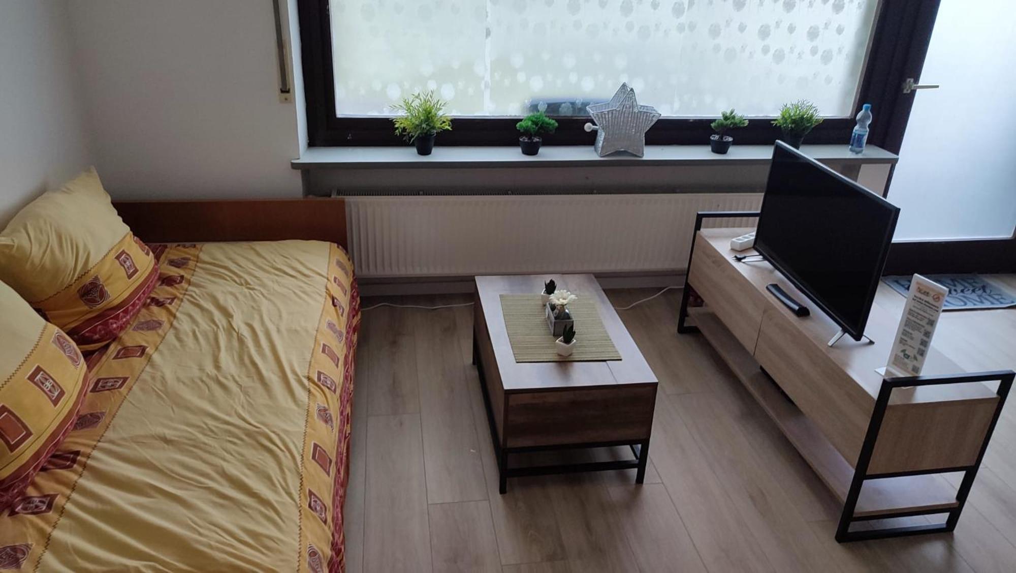 2-5 Bettzimmer Креглинген Экстерьер фото