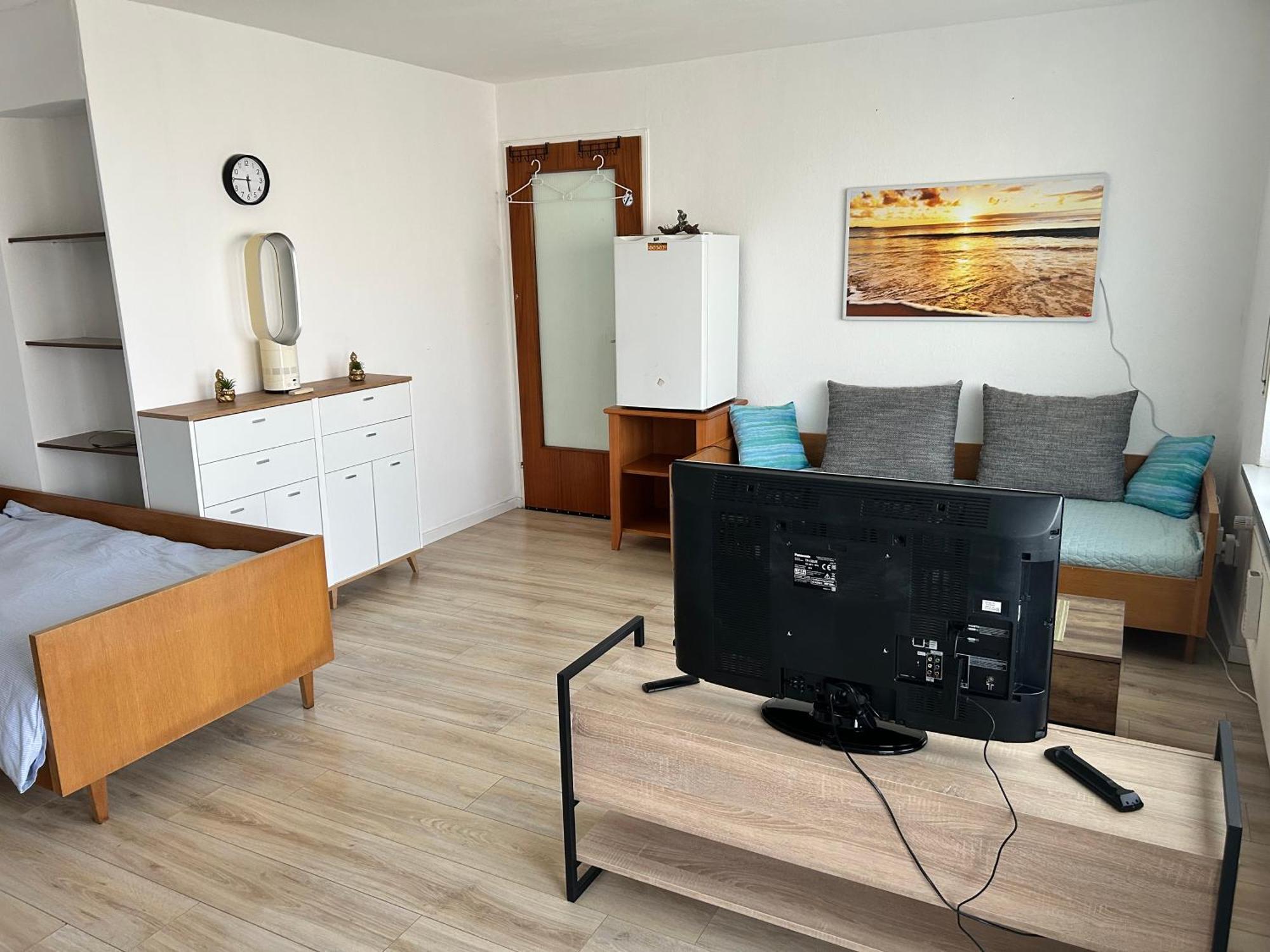 2-5 Bettzimmer Креглинген Экстерьер фото